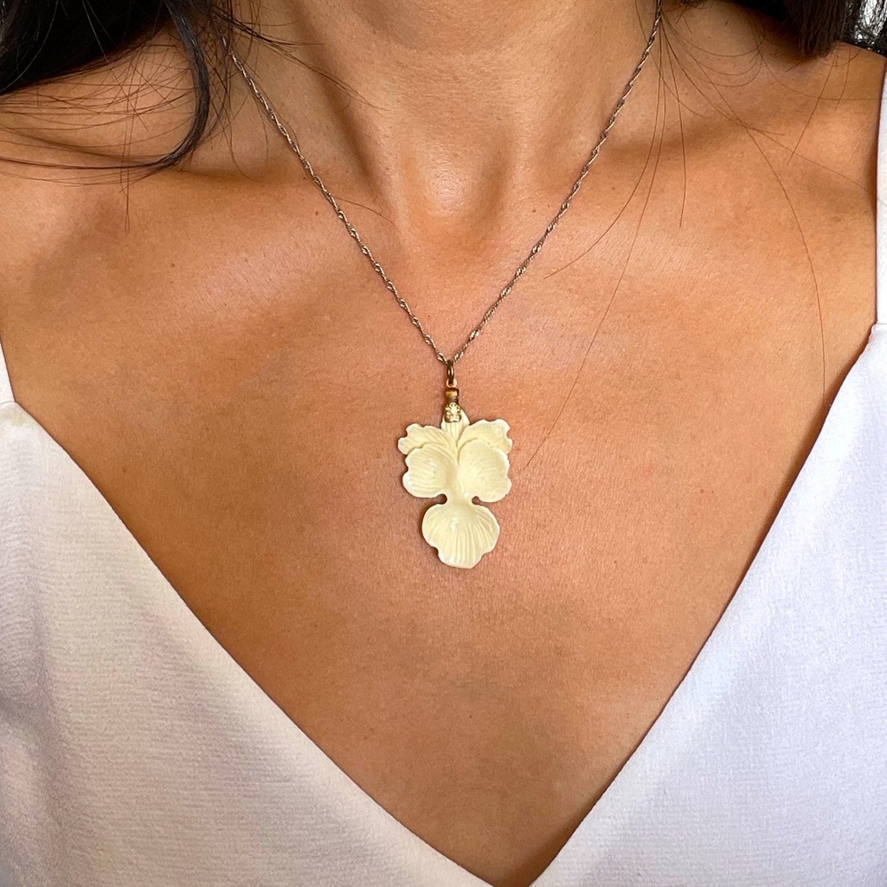 Ivory Flower Pendant